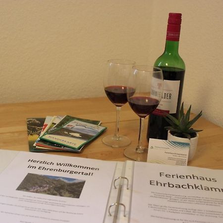 Ferienhaus Ehrbachklamm Brodenbach Esterno foto